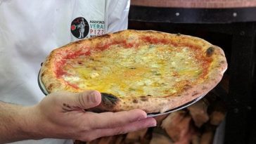 la pizza au 154 fromages