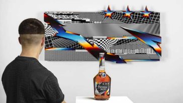 La nouvelle édition du cognac Hennessy Very Special signée par Felipe Pantone sera disponible dès le 1er juillet chez les cavistes au prix de 35 euros © Hennessy Hennessy