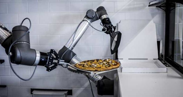 Le robot de Pazzi © Courtesy of EKIM / Pazzi