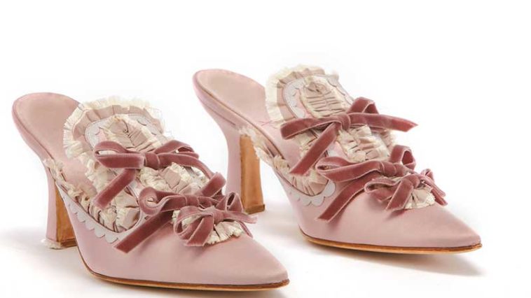 es souliers Antoinetta créés par Manolo Blahnik pour le film "Marie Antoinette" seront exposés à la Wallace Collection. © Courtesy of Manolo Blahnik